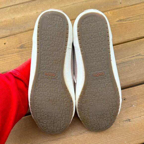 💜SALE: Taos size 8 Star style low top canvas sneakers - light pink, cream laces - Picture 7 of 9